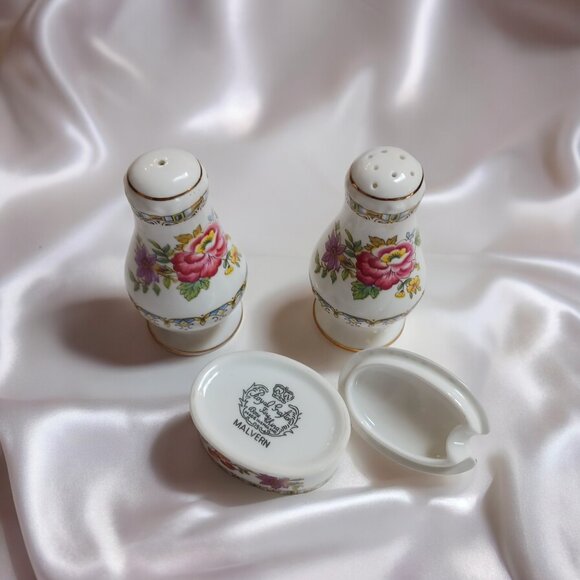 Royal Grafton Malvern Fine Bone China Four Piece Cruet Salt Pepper Shaker Set - Picture 3 of 16